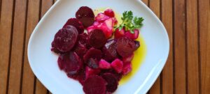 salata od cikle i krumpira